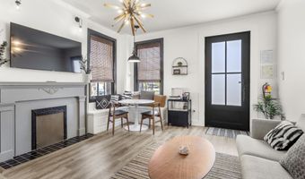 782 Water St, Biloxi, MS 39530