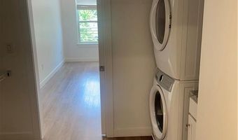 29 Burgess Pkwy 203, East Providence, RI 02914