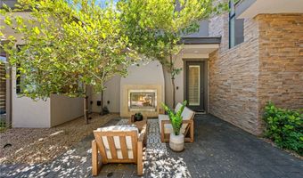 29 Soaring Bird Ct, Las Vegas, NV 89135