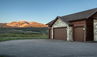 29 WHITE POINT Rd, Cora, WY 82925