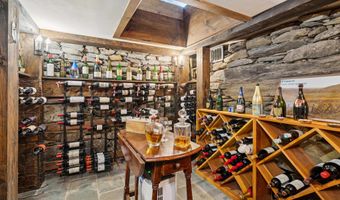 719 Walker Hill Rd, Barnard, VT 05031