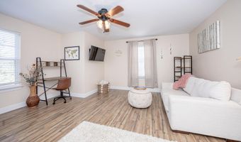 13076 Pine Valley Ln, Biloxi, MS 39532