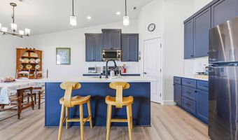 1704 Kendall Rd, Benton City, WA 99320