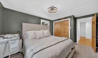 26 Algerine St, Berkley, MA 02779