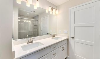 1640 Grayhawk Dr, Basehor, KS 66007