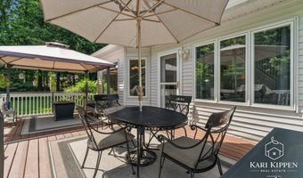 8150 Country Pine Dr SE, Alto, MI 49302