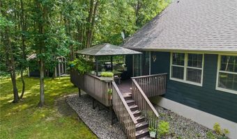 615 Woodsmen Dr NE, Alexandria, MN 56308