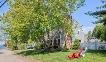 35 Fales Rd, Bristol, RI 02809