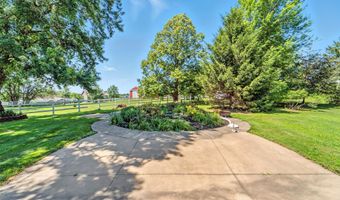 1404 Nile Kinnick Dr S, Adel, IA 50003