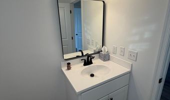 972 S LITTLE CREEK Rd, Dover, DE 19901