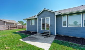 2018 E Clover Ct, Andover, KS 67002