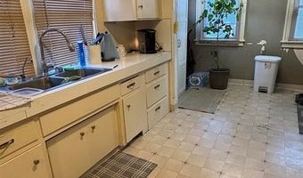 608 E N, Algona, IA 50511
