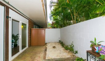 1422 Heulu St B105, Honolulu, HI 96822
