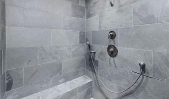 12 Robin Vale Dr, Glocester, RI 02857