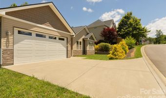 48 River Walk Dr, Asheville, NC 28804