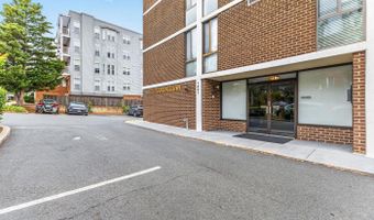 1401 N RHODES St 604, Arlington, VA 22209
