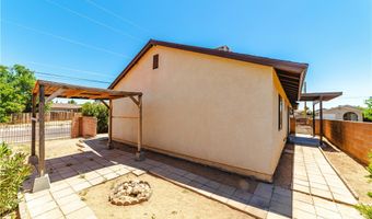 2747 Chambers Ave, Kingman, AZ 86401