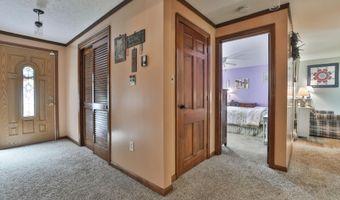 15 Edinburgh Dr, Bedford, NH 03110