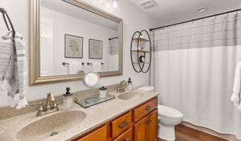 6931 Hillsboro Ct, Fort Wayne, IN 46835