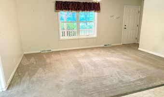 330 Root Rd, Barre, MA 01005