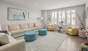 8125 BOCK FARM Pl, Alexandria, VA 22306