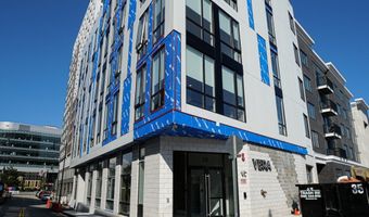 38 Hichborn 204, Boston, MA 02135