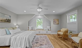 5 Lillis Ave, Barrington, RI 02806