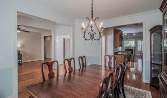 117 HARVESTER Dr, Lake Frederick, VA 22630