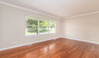 352 Country Ln, Algonquin, IL 60102