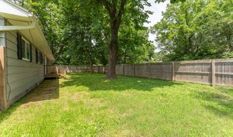 715 E Springfield St, Aurora, MO 65605