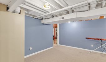 1 B Astor Ridge Dr B, Amherst, NY 14228