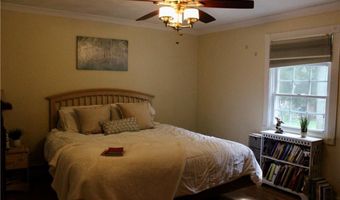 25 Beechnut Dr, Johnston, RI 02919