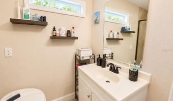 9390 NE 16TH Ter, Anthony, FL 32617