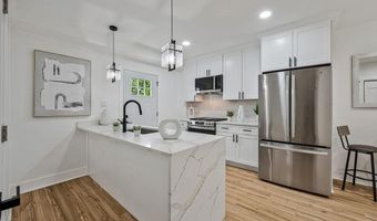 305 34TH Pl NE, Washington, DC 20019