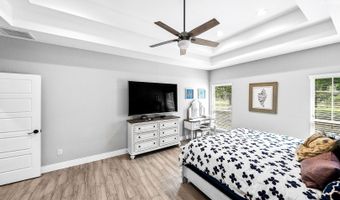 156 Crescent Rdg, Adkins, TX 78101