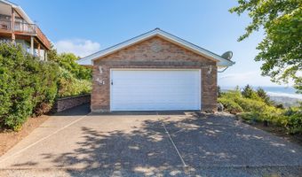 461 S Home Ct, Rockaway Beach, OR 97136