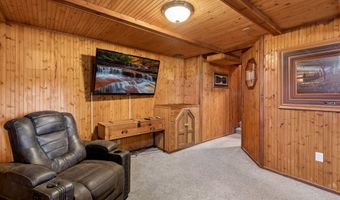 7370 158th St W, Apple Valley, MN 55124