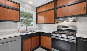 110 Mulberry Ln, Bartlesville, OK 74003