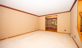 190 Wyeth Dr, Amherst, NY 14068