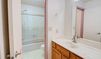 524 Skyline Dr, Elko, NV 89801