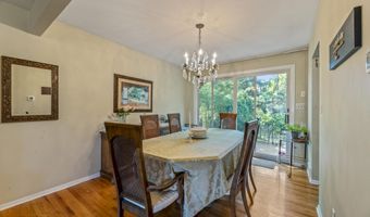 26 Warren Dr, Aberdeen, NJ 07747