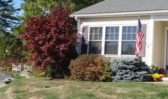 36 Kathryn Ln, Bangor, ME 04401