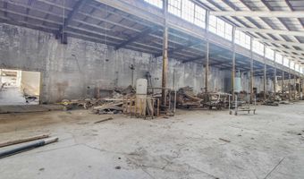 801 N MAIN St, Abingdon, IL 61410