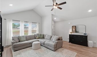 6 Exminster Ln, Bella Vista, AR 72714