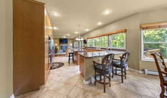 33 Perona Rd, Andover, NJ 07821