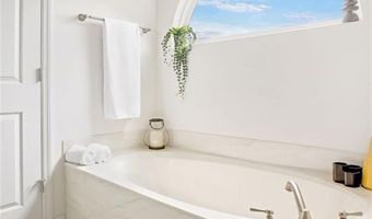 308 Lower St, Augusta, MO 63332