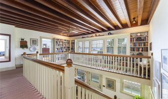 28 Newport St, Jamestown, RI 02835