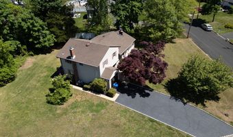 540 Sherman Ave, Belford, NJ 07718