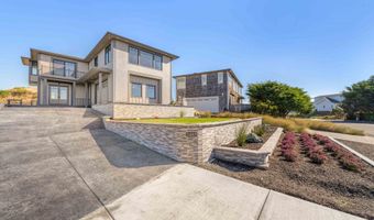 2485 BEACH LOOP Dr, Bandon, OR 97411