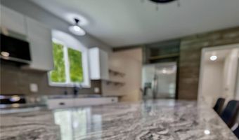 16251 River St NE, Alliance, OH 44601